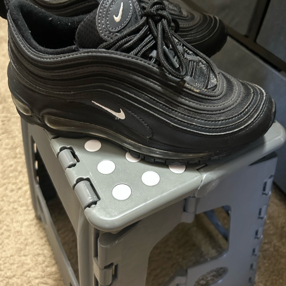 Nike Air Max - Charcoal Athletic Shoes